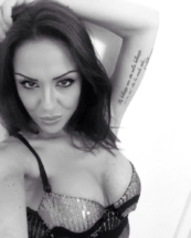 Spogliarellista napoli Nadine spogliarellista a Napoli