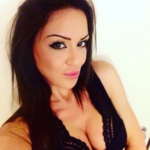 spogliarellista a Napoli Nadine spogliarellista a Napoli