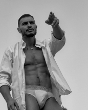 Mattia spogliarellista a Lecce