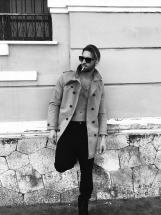Simone spogliarellista a Taranto